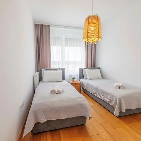 Panta Rhei With Free Parking Apartament